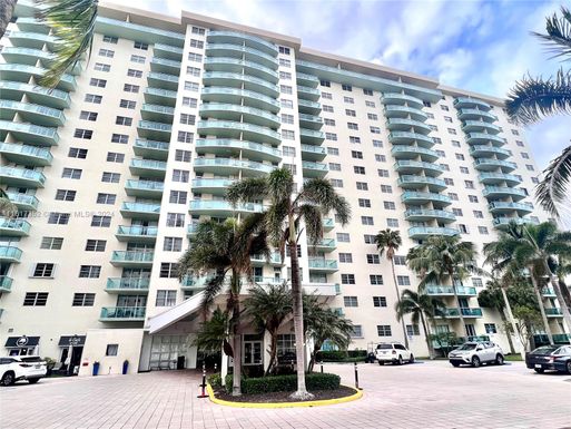 19390 Collins Ave # 718, Sunny Isles Beach FL 33160