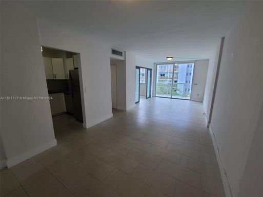 1345 Lincoln Rd # 405, Miami Beach FL 33139