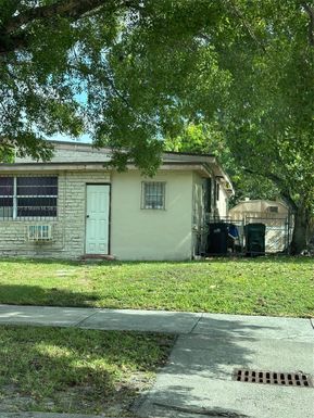 1300 SW 58th Ave, West Miami FL 33144