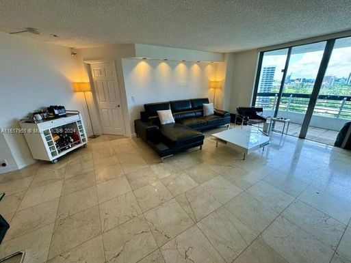 3530 Mystic Pointe Dr # 1809, Aventura FL 33180