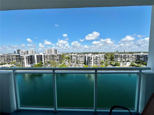 3000 S Ocean Dr # 1208, Hollywood FL 33019