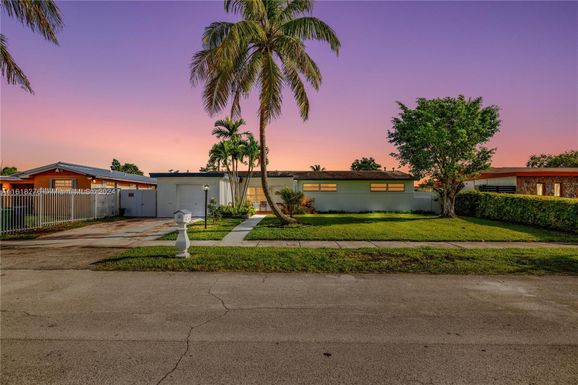 11241 SW 181st St, Miami FL 33157