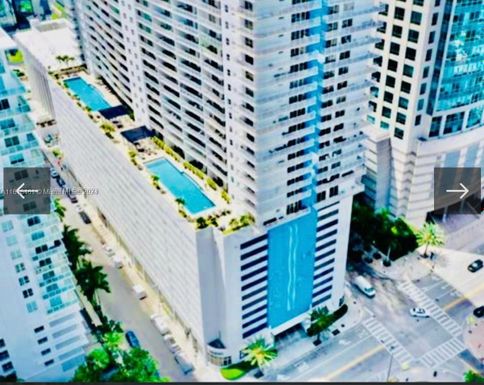 1200 Brickell Bay Dr # 2514, Miami FL 33131