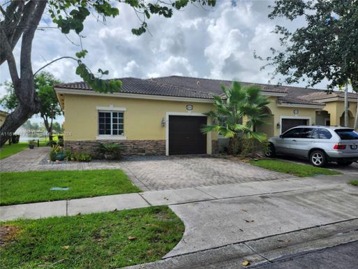 3354 NE 11th Dr # 3354, Homestead FL 33033