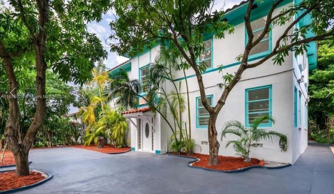 925 Lenox Ave # 2, Miami Beach FL 33139