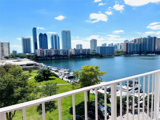 290 174th St # 816, Sunny Isles Beach FL 33160