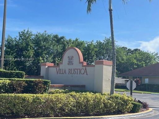 18860 NW 57th Ave # 307, Hialeah FL 33015