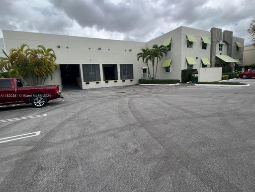 8299 NW 30th Ter, Doral FL 33122