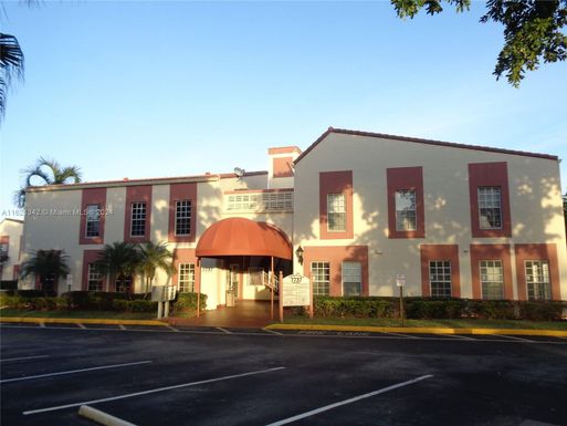 7737 N University Dr # 101, Tamarac FL 33321