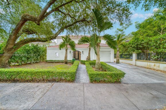 1050 Andora Ave, Coral Gables FL 33146