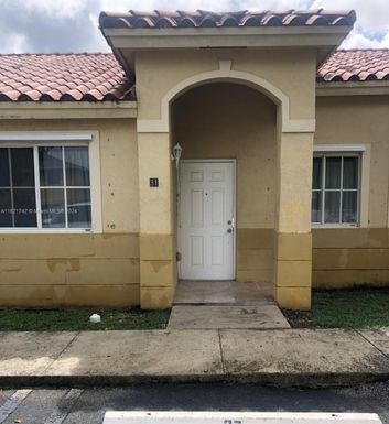 31 NE 13th Ave # 5, Homestead FL 33033