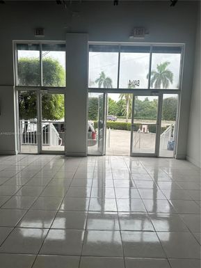 1815 W Okeechobee Rd # 4, Hialeah FL 33010