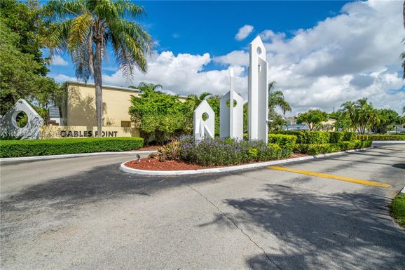 4520 SW 68th Ct Cir # 5, Miami FL 33155