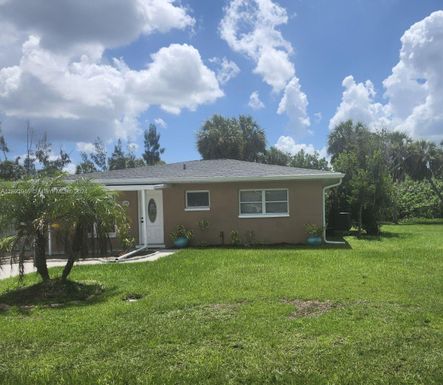 145 Glenholm, Port Charlotte FL 33950