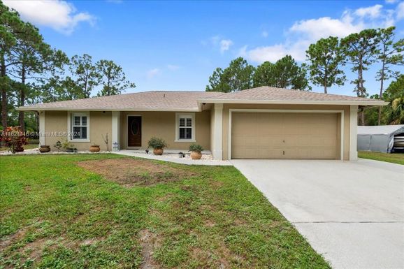 16726 N 76th St, Loxahatchee FL 33470