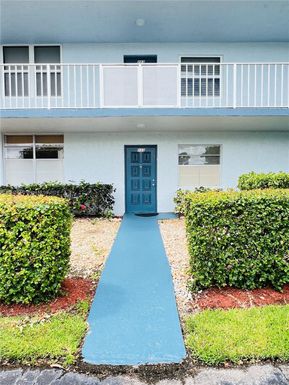 7690 NW 18th St # 103, Margate FL 33063