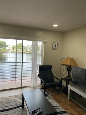 2775 Taft St # 203, Hollywood FL 33020