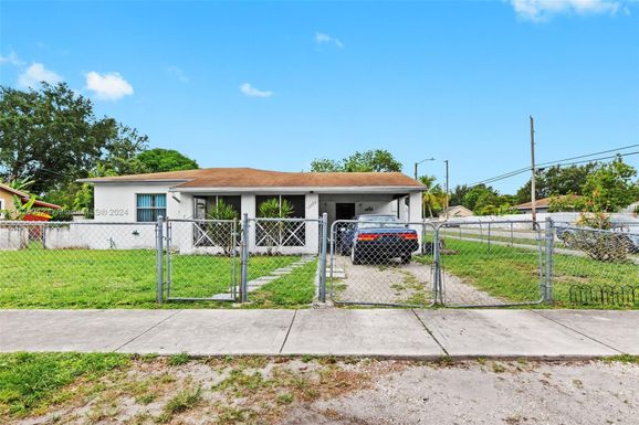 2290 NW 99th Ter, Miami FL 33147