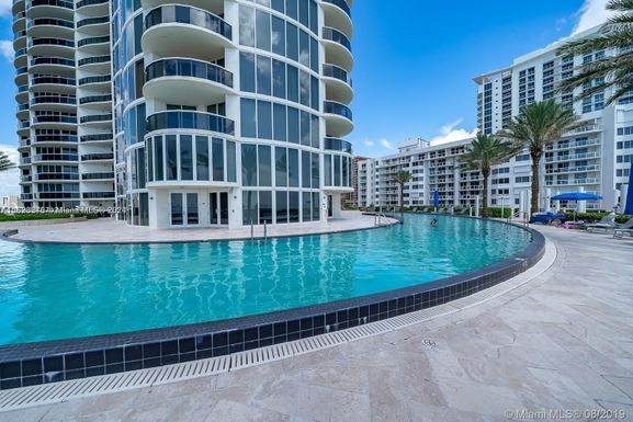 17201 Collins Ave # 2202, Sunny Isles Beach FL 33160