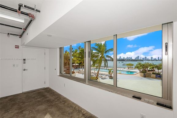 1200 West Ave # 6, Miami Beach FL 33139