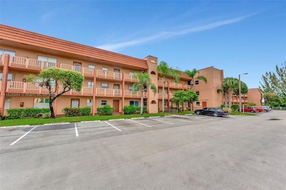 9900 Sunrise Lakes Blvd # 103, Sunrise FL 33322