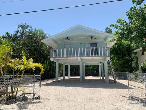 2 Meridian Ave, Key Largo FL 33037