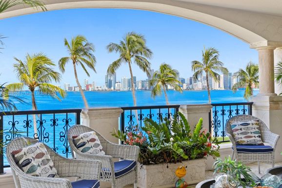 5221 Fisher Island Dr # 5221, Miami Beach FL 33109