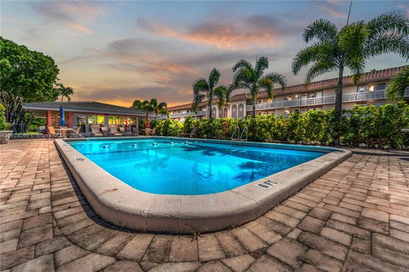 300 NE 20th St # 7040, Boca Raton FL 33431