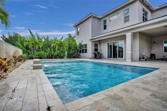 8959 Cypress Grove Ln, Royal Palm Beach FL 33411