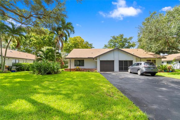 3840 S Arelia Dr S # 3840, Delray Beach FL 33445