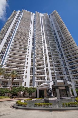 901 Brickell Key Blvd # 3206, Miami FL 33131