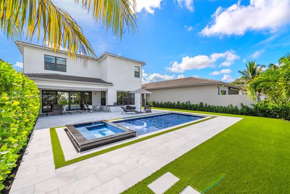 17297 Sea Blossom Way, Boca Raton FL 33496