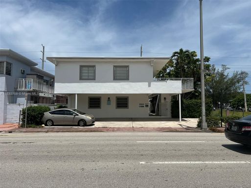 8531 Harding Ave # 5, Miami Beach FL 33141