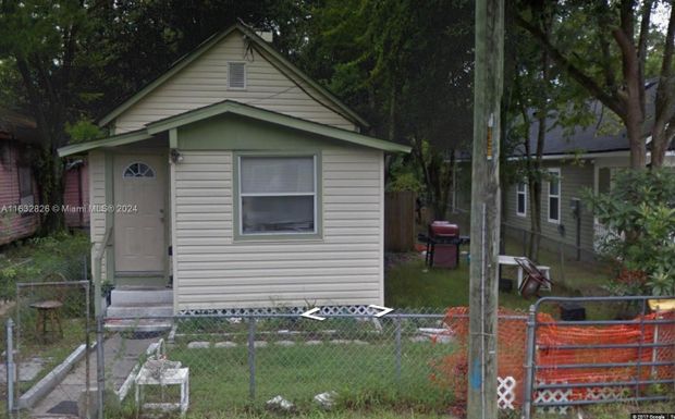 1318 Rushing Street, Jacksonville FL 32209