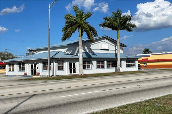 711 E Sugarland Hwy, Clewiston FL 33440