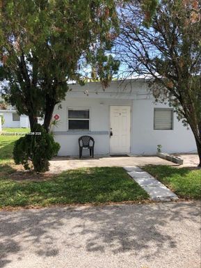 5411 Ravenswood Rd # 5, Dania Beach FL 33312