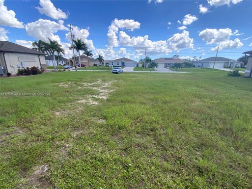 3411 NW 21st Ter, Cape Coral FL 33993