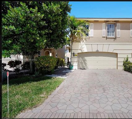 5176 Stagecoach Dr, Coconut Creek FL 33073