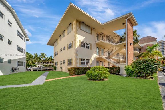 460 Paradise Isle Blvd # 101, Hallandale Beach FL 33009