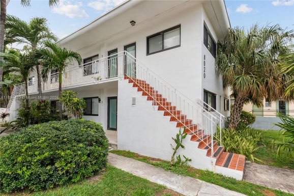 8010 Crespi Blvd # 3, Miami Beach FL 33141