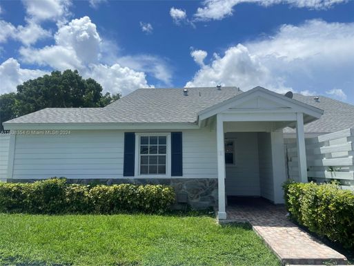 13766 SW 147th Cir Ln # 20, Miami FL 33186