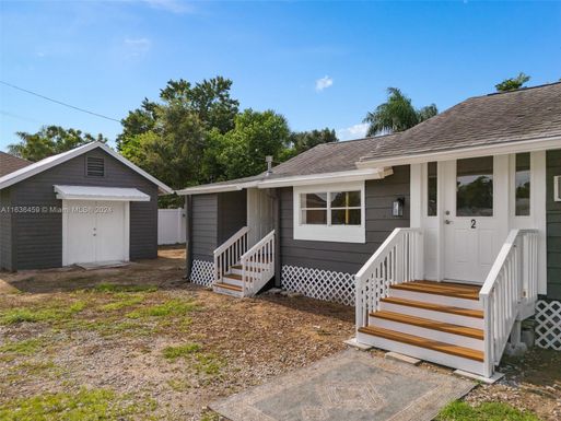 17 S Mary St, Mount Dora FL 32726