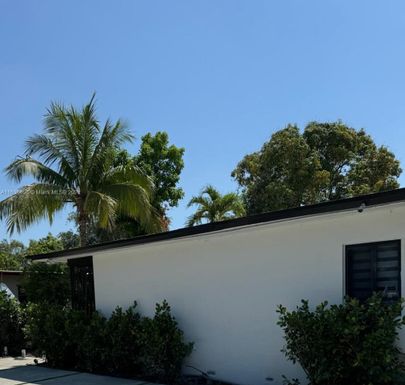 5521 NW 1st Ave # 4, Miami FL 33127