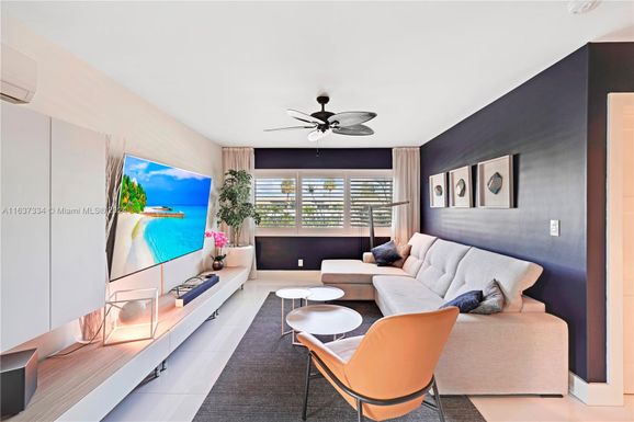 900 Atlantic Shores Blvd # 202, Hallandale Beach FL 33009