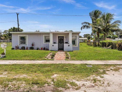 2440 NW 155th Ter, Miami Gardens FL 33054