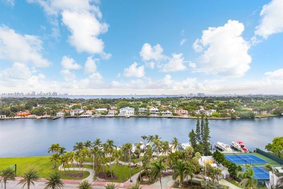 5401 Collins Ave # 1129, Miami Beach FL 33140