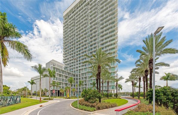 2000 Metropica Way # 1507, Sunrise FL 33323