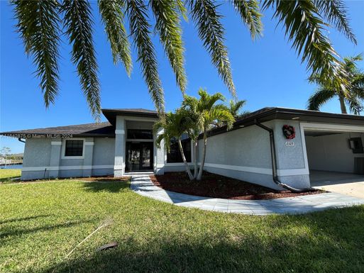 2329 SW 32nd st, Cape Coral FL 33914