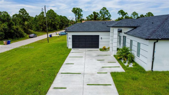 1206 W 14 ST, Lehigh Acres FL 33972