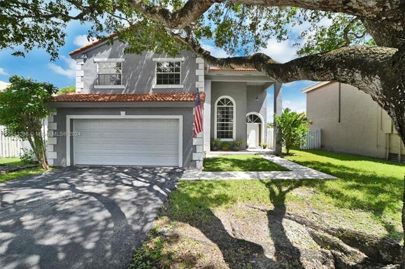 14111 Richwood Pl, Davie FL 33325